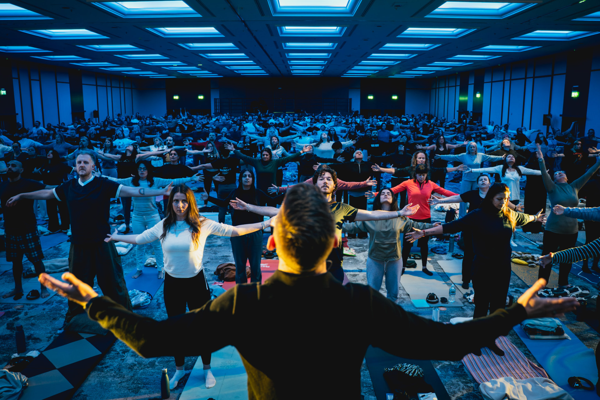 Alexis Alcalá facilitating a Holosomatic® Experience at a previous InnerCamp event