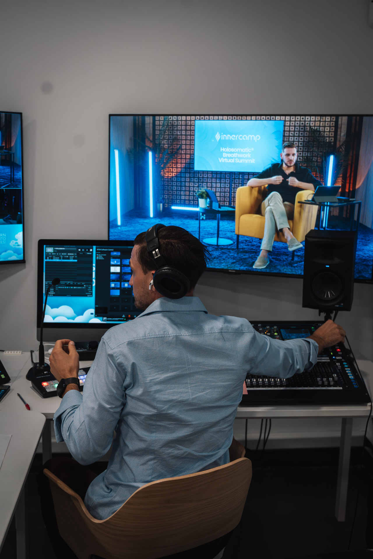 The InnerCamp control room streaming a live online session