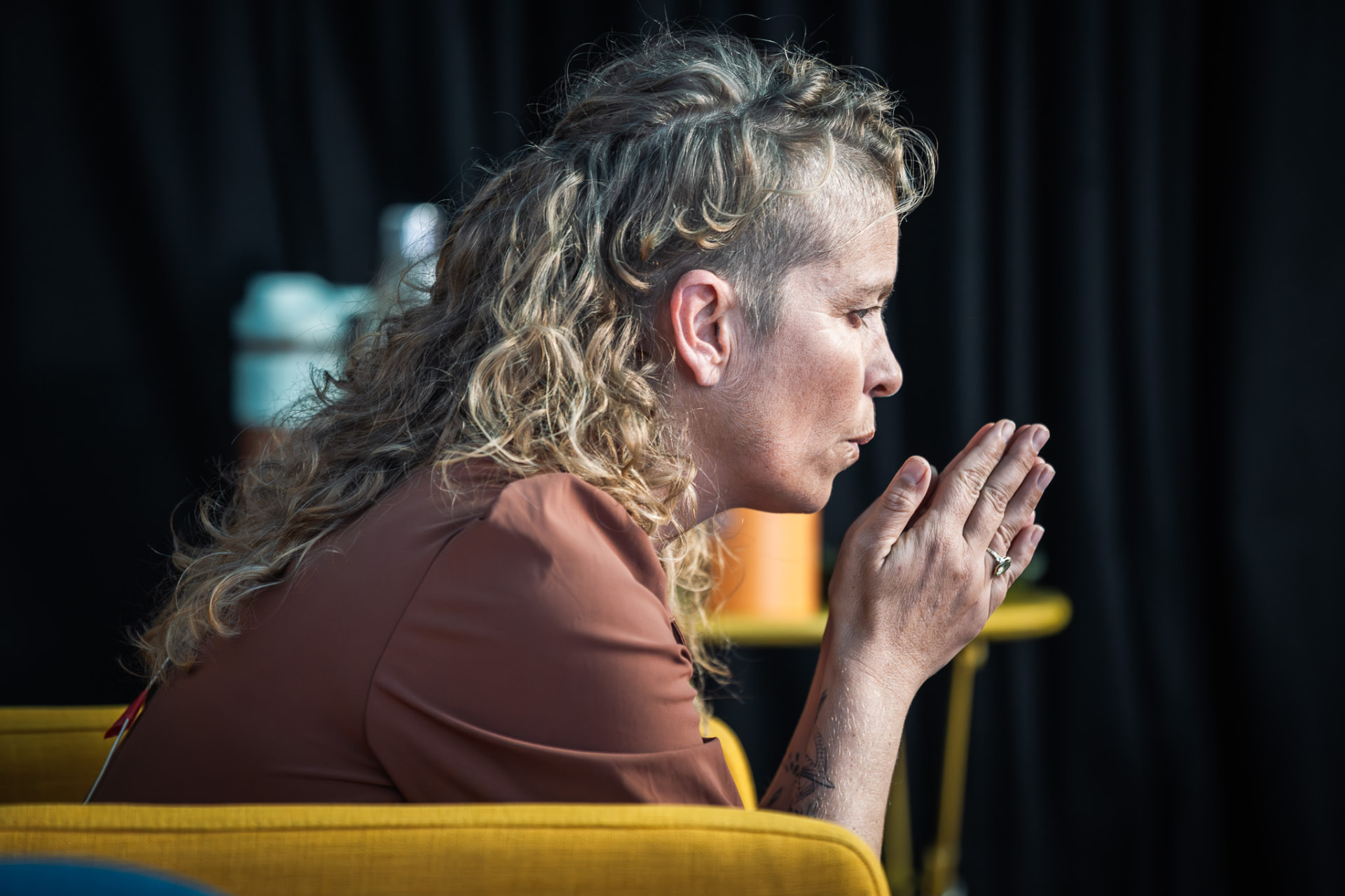 Marjolein breathing during a live session