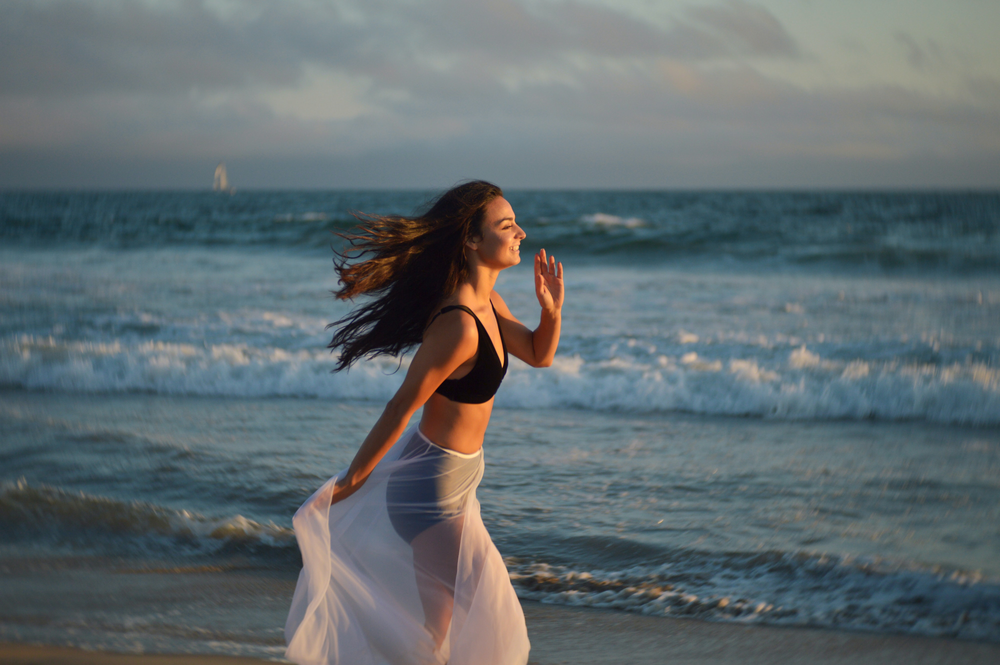 According to the neurological point of view, the body embeds intense emotional memories and they can be brought back by dancing. Stuck feelings of depression or anger can result in disturbances in our mental and physical life and it is stated that dance can help us release these stuck emotions.